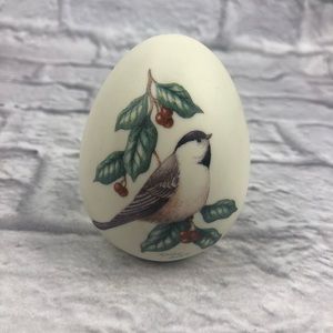 Vintage Kathy Seek Porcelain Egg Finch Bird